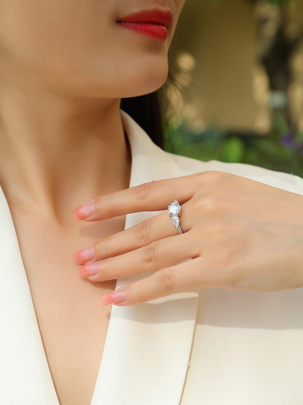 Hand In Hand - A Wedding Ring Set With 2-carat Top-quality Moissanite S925 Silver And Gold-plated Diamond Can Be Inspected With A Diamond Pen