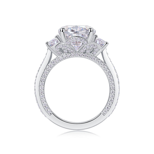 Crown Of Radiance - Set With Top-quality Egg-shaped Moissanite S925 Silver And Platinum-plated Diamond Wedding Ring. The Ring Can Be Inspected With A Diamond Pen