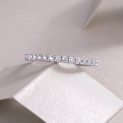 Daytime - A Wedding Ring Set With Top-quality Moissanite S925 Silver And Platinum-plated Diamond Can Be Tested With A Diamond Pen. The Ring Is In Gold And Rose Gold