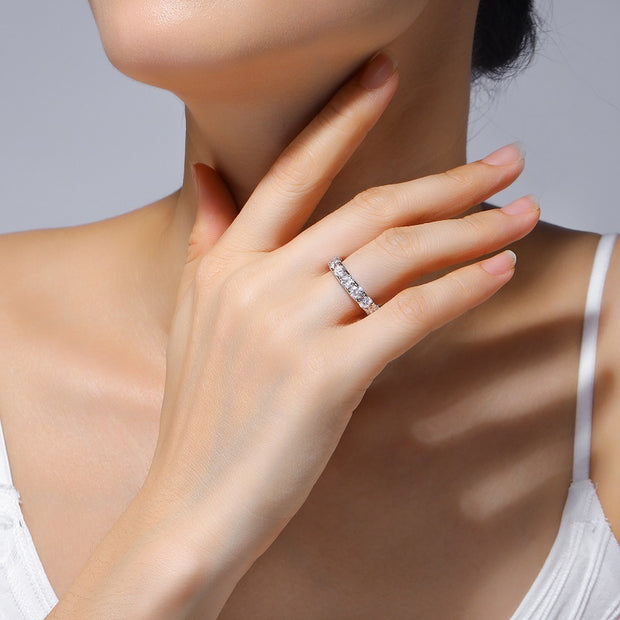 Yearning - A Wedding Ring Set With 0.3-carat Top-quality Moissanite S925 Silver And Platinum-plated Diamond. The Ring Can Be Inspected With A Diamond Pen