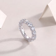 Dazzling Moment - A Wedding Ring Set With Top-quality Round 5.0 Moissanite S925 Silver And Platinum-plated Diamond. The Ring Can Be Inspected With A Diamond Pen